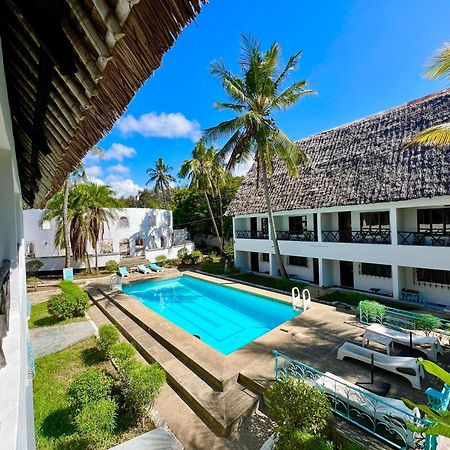 Papillon Garden Bar Villas Bamburi Exterior foto